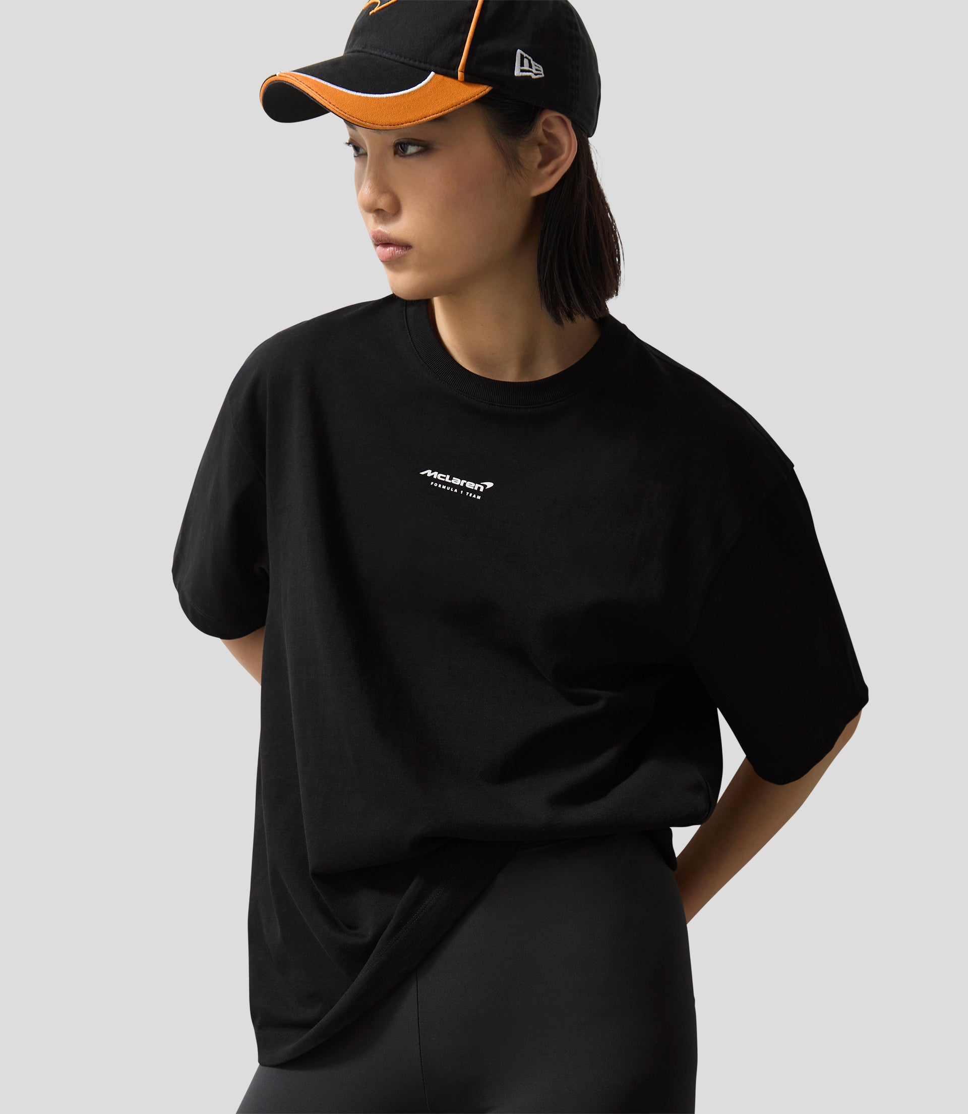 Reiss x McLaren Formula 1 Team Unisex Melbourne GP Short Sleeve T-Shirt - Black